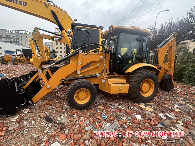 JCB4CX^æ